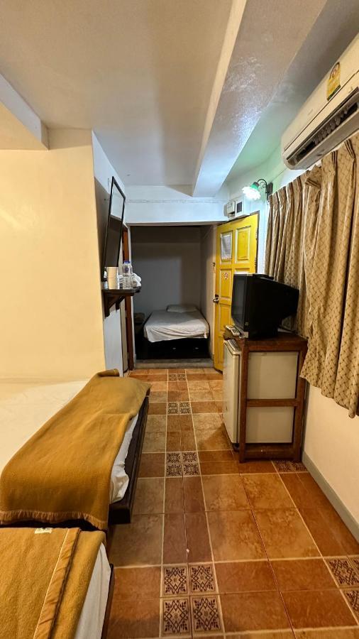 Relax Guest House Patong Exterior foto